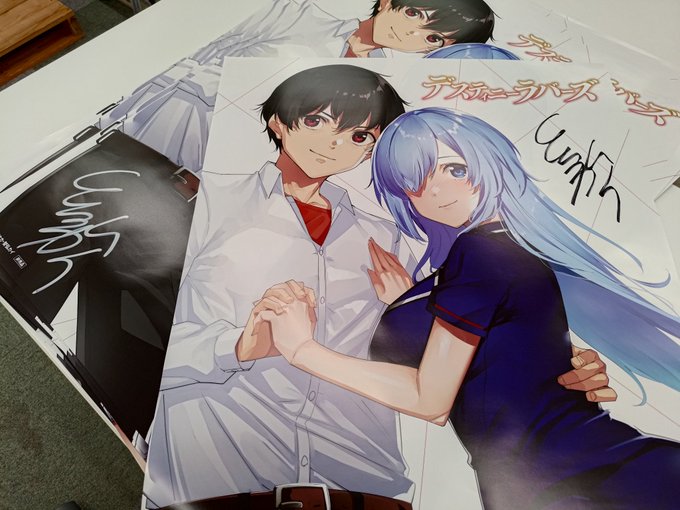 基本は白ですが一枚だけ黒の当たりサインを入れました。お楽しみに! 