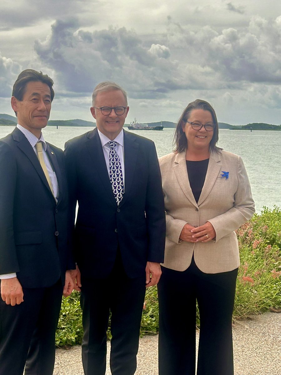 It’s great to be in Gladstone with Prime Minister @AlboMP to celebrate @APLNG’s 1000th cargo. Congratulations to Australia Pacific LNG’s partners - @conocophillips @originenergy and Sinopec - & the thousands of employees who made it happen.
