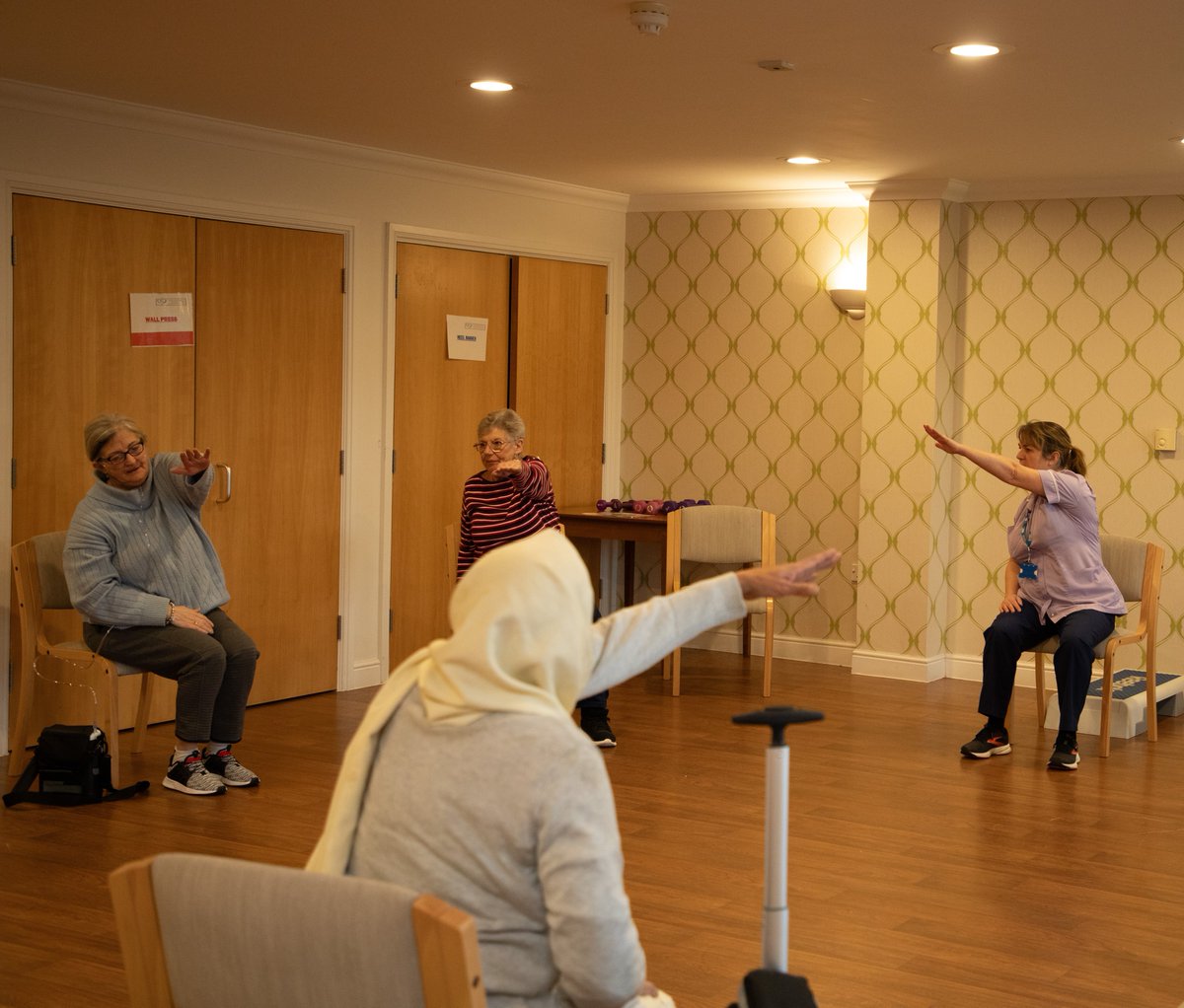 “I’ve got breathing problems and I love coming to the exercise sessions, I’ve met other ladies and I really enjoy it.' Read about how our Pulmonary Rehabilitation Team are improving the lives of people through their regular exercise classes. Full story: bit.ly/3xDCbrm
