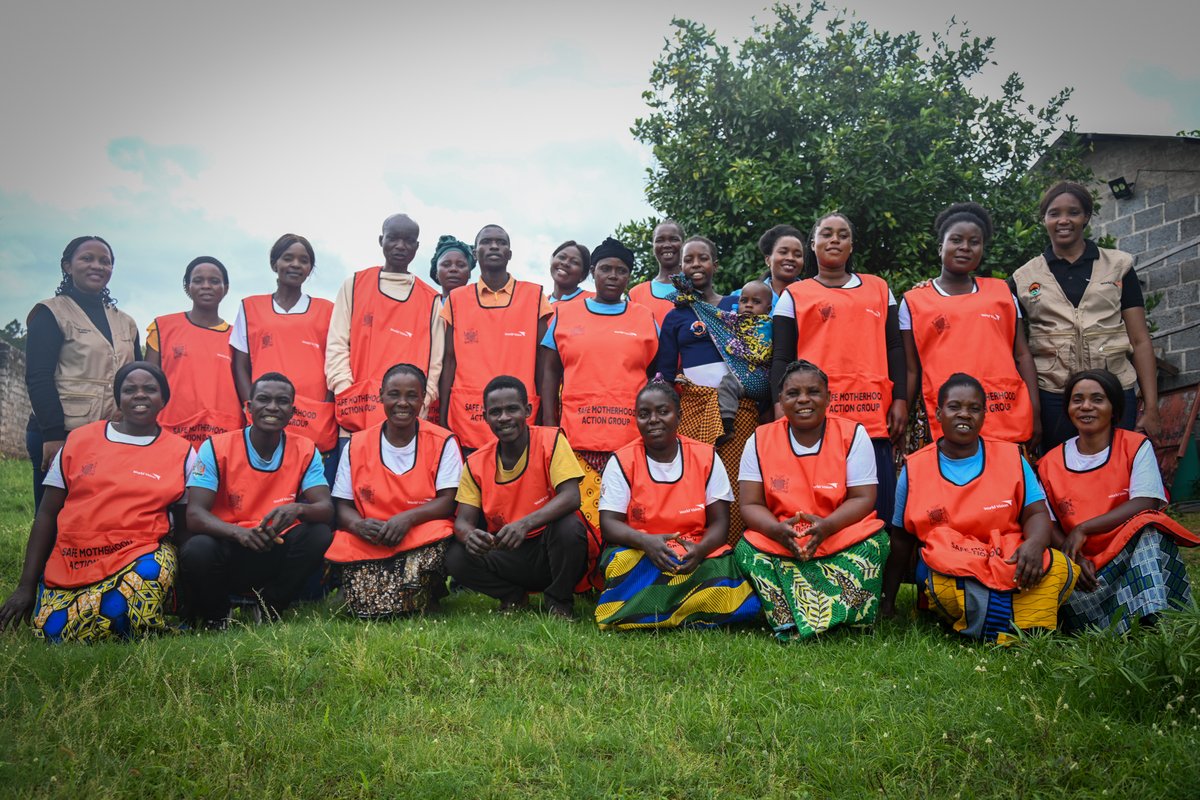 World Vision Zambia partners with Community Health Workers to promote good health-seeking behaviour. CHWs educate families about hygiene, nutrition, and disease prevention through home visits, workshops, and community gatherings. #SMAGs #CHW #MaternalHealthWorkers