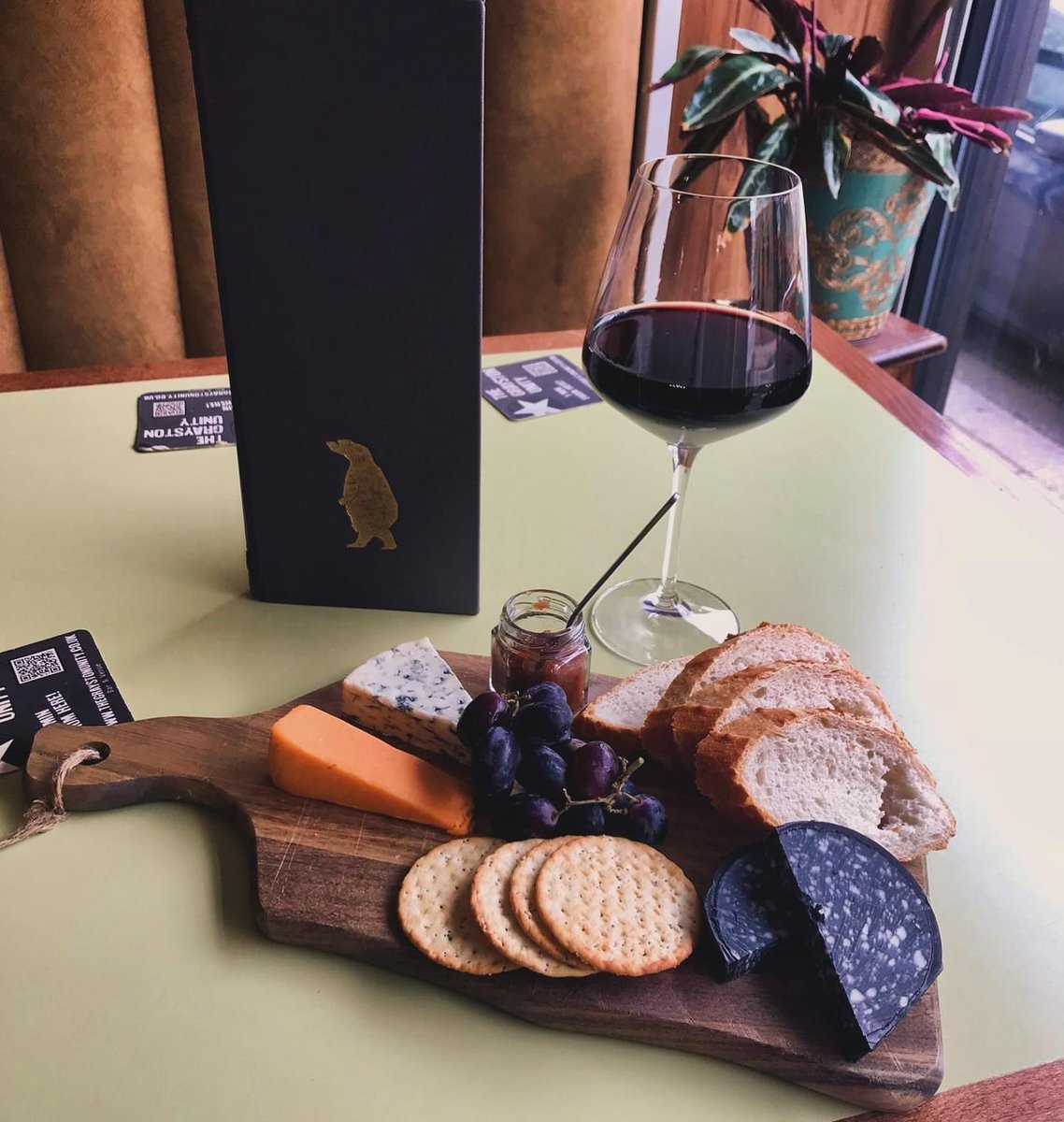 One of our classic Cheese Boards! Made with locally sourced @ryanjepson_cheeses1 French Blue, Black Velvet and Red Crunch. Goes beautifully with a glass of rich and fruity Portuguese Quatro Ventos.