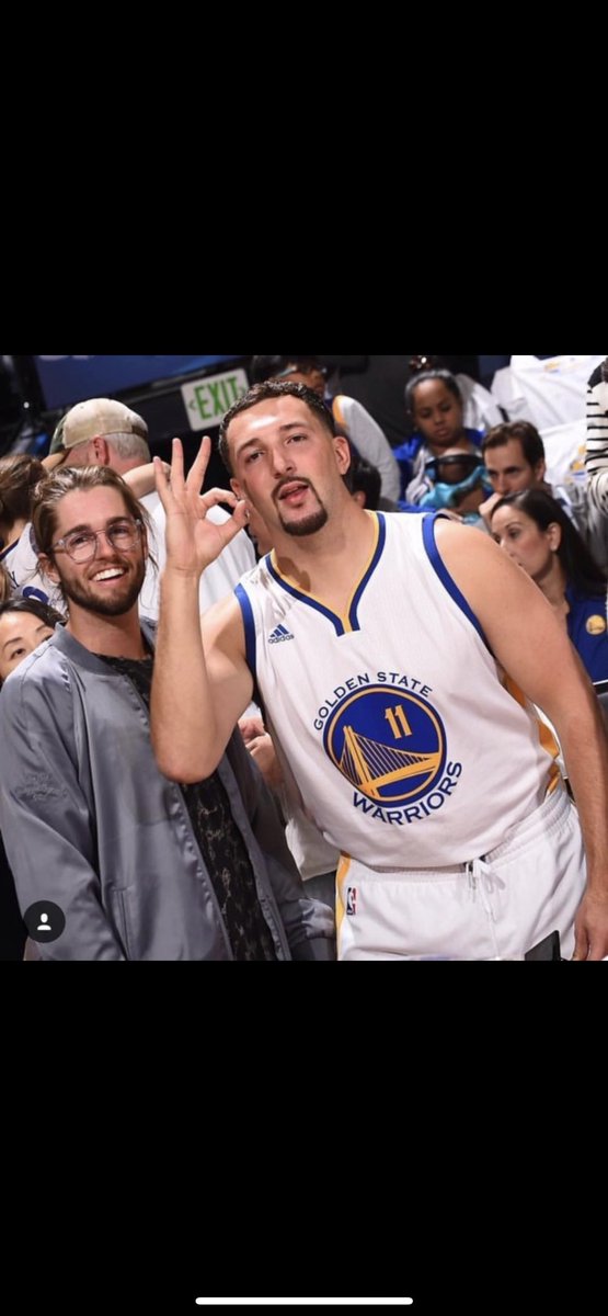 jayee510's tweet photo. He was fasho playin for klay today 😭 https://t.co/ibGAk54AFN
