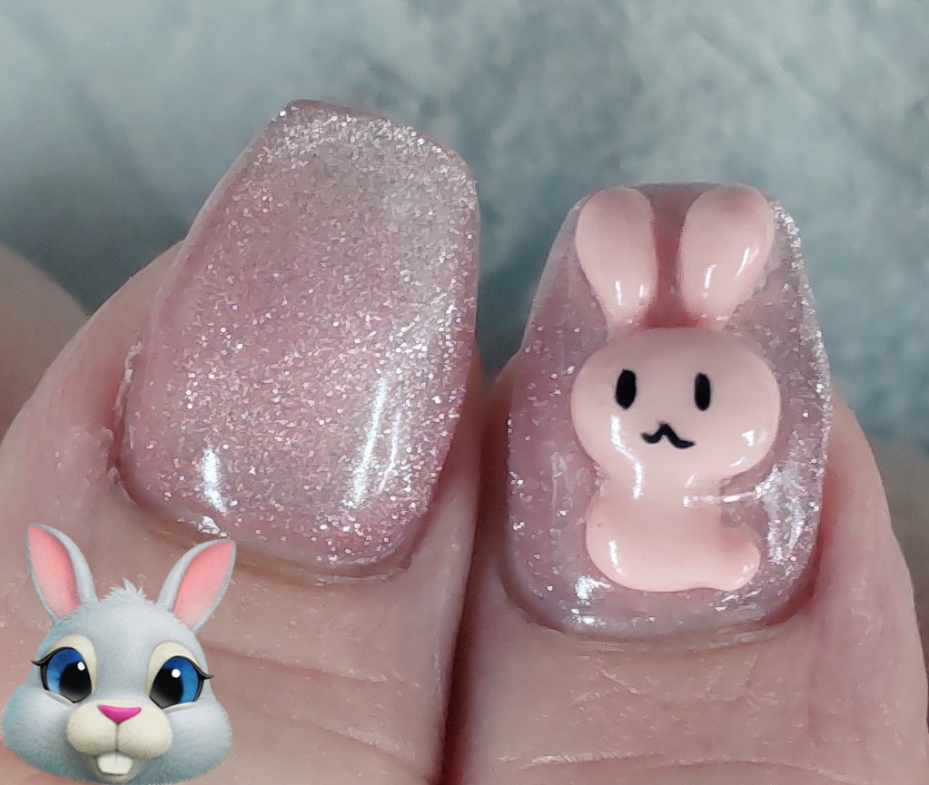 今月のねいる💅🏻 ⸜︎🐰⸝

#うさぎ    
#マグネットネイル
#3Dネイル

安定にかわいい～🐰🩷( ◜ᴗ◝)