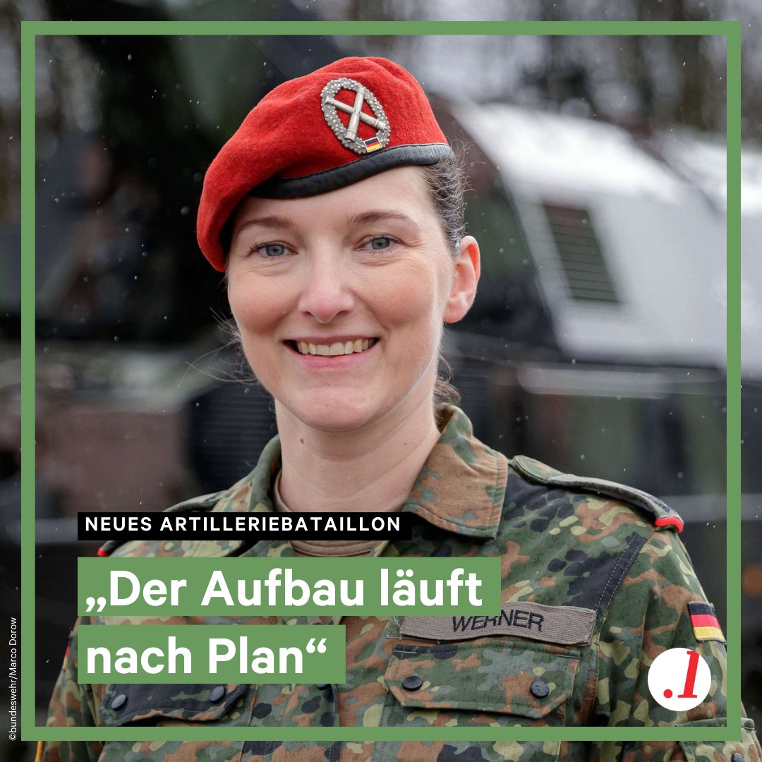 Der Aufbau des neuen #Panzerartilleriebataillons 375 in Weiden läuft, so die Kommandeurin des Bataillons, Hekja Marlen Werner. Im Herbst 2023 sei sie mit 9 Soldaten gestartet, jetzt habe sie bereits 305. Die Zielgröße von 550 Soldaten soll diesen Herbst erreicht werden. 🧵 1/3