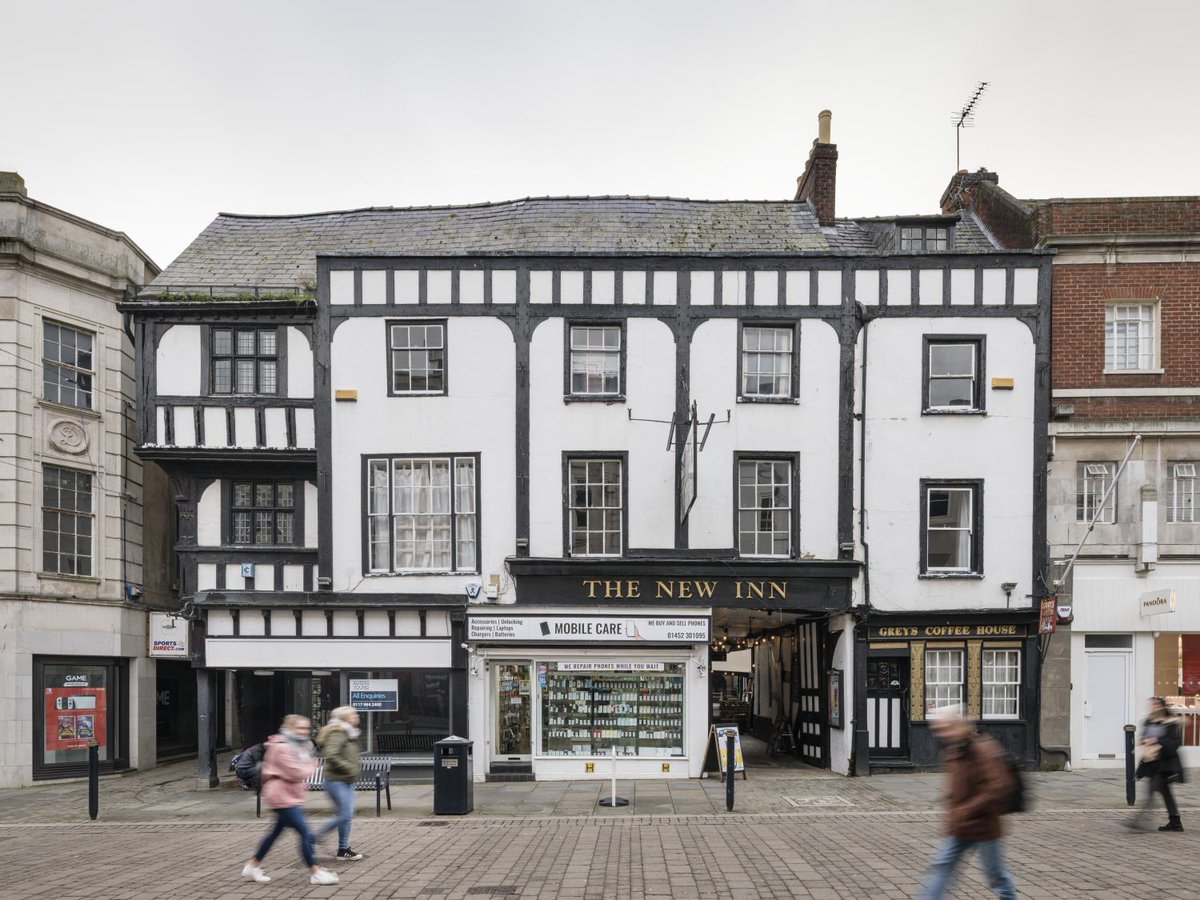 The New Inn in Gloucester is a well-preserved example of a 15th-century galleried courtyard inn. It was built as a hostelry for travellers upon the instructions of John Twyning, a monk at the former Benedictine Abbey of St Peter (now Gloucester Cathedral).