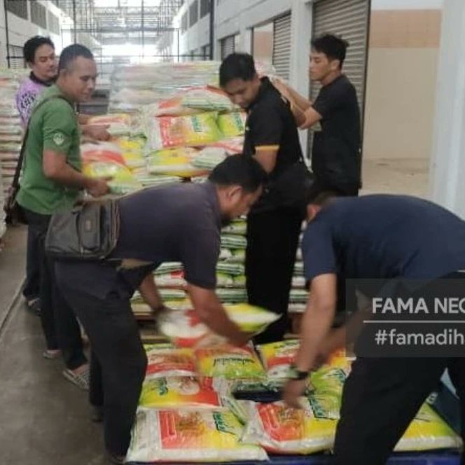 FamaNegeriPerak's tweet photo. 17 April 2024 | Rabu l Pusat Operasi Simpang Pulai

INTERVENSI BERAS PUTIH TEMPATAN https://t.co/sX7A2JK6lZ