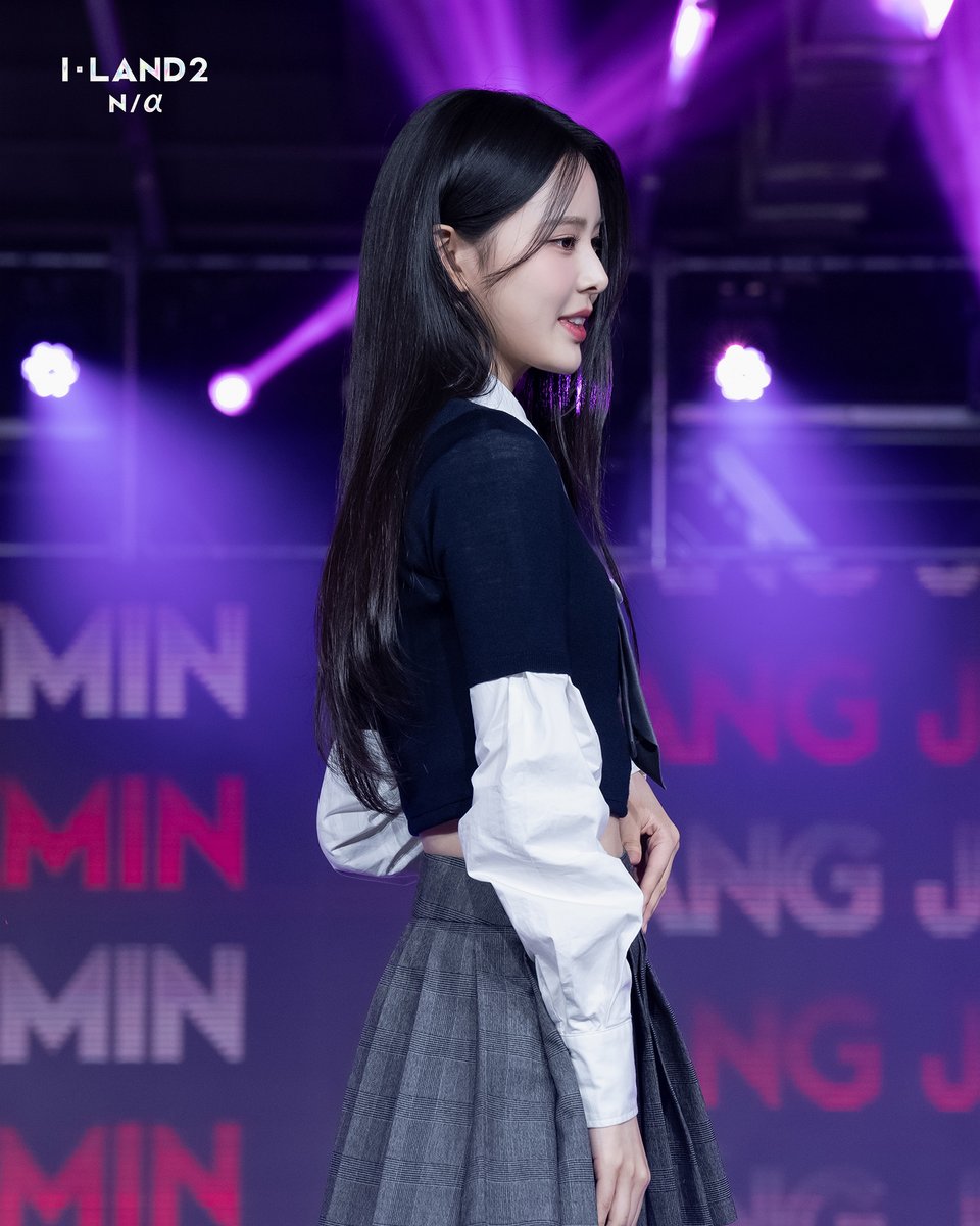 mnetiland's tweet photo. [I-LAND2] 'I-RUNWAY' Behind Photo📸

자신만의 'I'를 뽐낸 지원자들의 당당한 워킹💃

#방지민 #최정은

〈I-LAND2 : N/a〉
내일 (목) 저녁 8시 50분 첫 방송

#ILAND2 #아이랜드2 #테디 #태양 #VVN #24 #모니카 #리정 #Mnet #엠넷 https://t.co/EWEMZm73yz