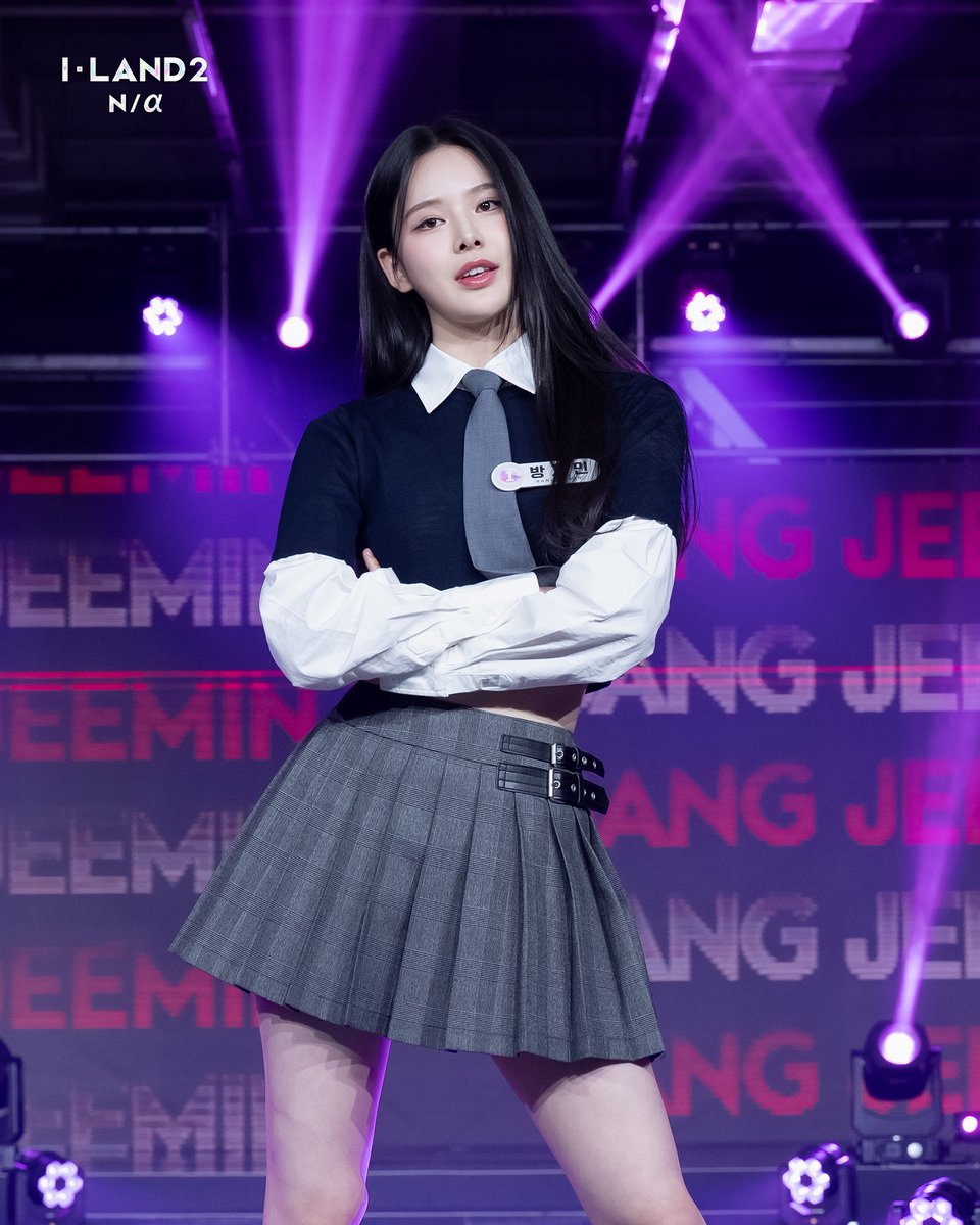 mnetiland's tweet photo. [I-LAND2] 'I-RUNWAY' Behind Photo📸

자신만의 'I'를 뽐낸 지원자들의 당당한 워킹💃

#방지민 #최정은

〈I-LAND2 : N/a〉
내일 (목) 저녁 8시 50분 첫 방송

#ILAND2 #아이랜드2 #테디 #태양 #VVN #24 #모니카 #리정 #Mnet #엠넷 https://t.co/EWEMZm73yz