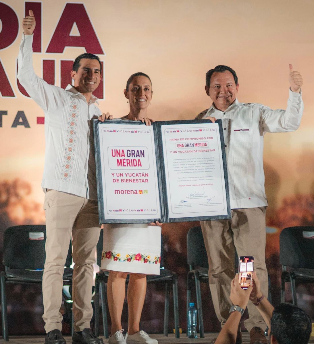 Juntos y comprometidos por Una Gran Mérida y un Yucatán de bienestar para todos. La próxima presidenta de México está comprometida con el sureste de nuestro país, porque nunca antes otros gobiernos voltearon a ver a nuestro Estado para realizar los proyectos que la transformación