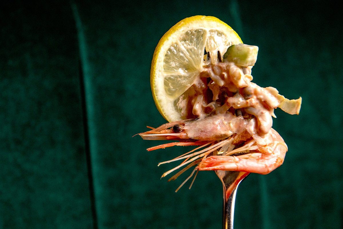 The ‘70s called - they want their prawn cocktail back! 🦐 It's no standard shellfish starter, though, as we use the best Greenland prawns to take it to a whole other level, while our classic Marie Rose sauce and shredded baby gem bring it all together in vintage Sankey’s style ✨