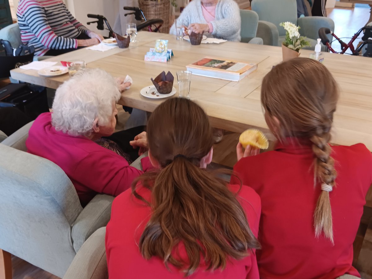 @handsonlearn students at Summerdale Primary School in TAS were excited to share the afternoon tea they made for local Aged Care residents. The HoL crew had great fun making cakes, tea and coffee and found it rewarding to give back to their community. ☕️🍰