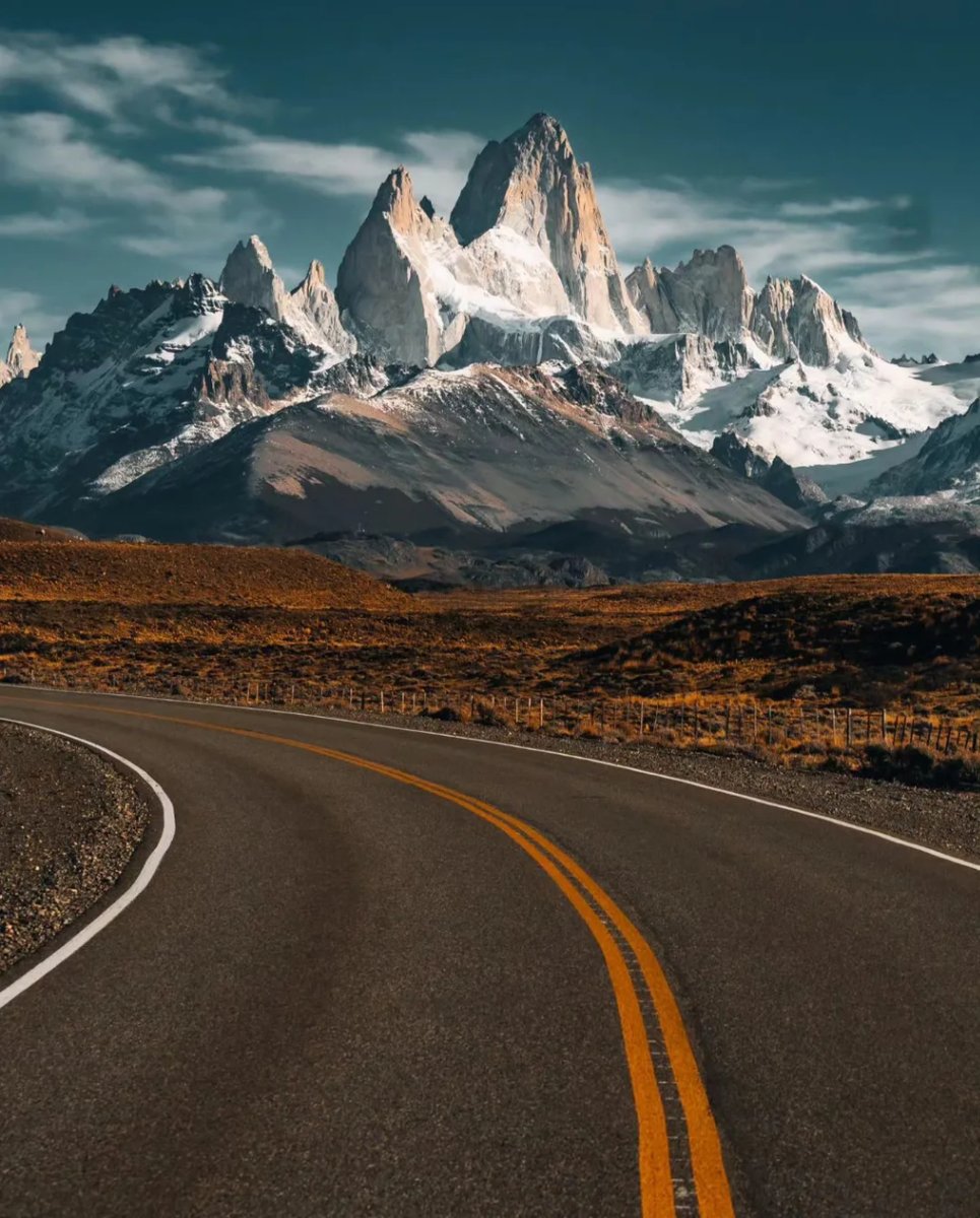 argentinapatago's tweet photo. A donde me lleve la brisa... 🌬️🏔️❤️‍🔥
📍 El Chaltén, Santa Cruz.
Fotos: @frande.agostino https://t.co/Rln7iDvw4r