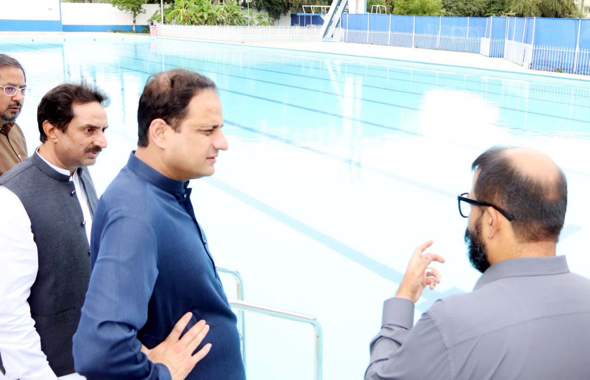 Convened a meeting of Culture & Sports Dept of KMC. Swimming pool of KMC Sports Complex after renovation has been opened for public. Inshallah bowling alley will be operational from June 2024. Also more futsal facilities & paddle tennis courts are being developed #KarachiWorks