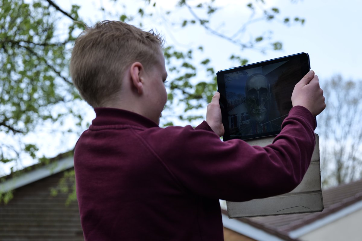 PDA_Y6's tweet image. We loved using AR to explore the heart today in Science! #PDADigitalStrategy #PDAScience