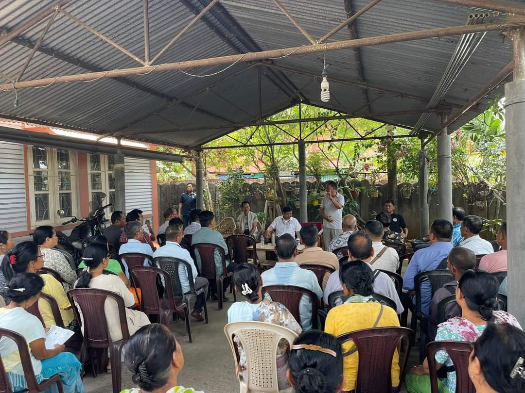 Our National President, HCM Shri @SangmaConrad, humbly sought blessings of the Goanang locality under the South Tura Constituency, expressing gratitude for the community's collective support pledged to our Tura MP Candidate, Smt. @agathasangma.

#MeghalayaForNPP #lvoteforNPP