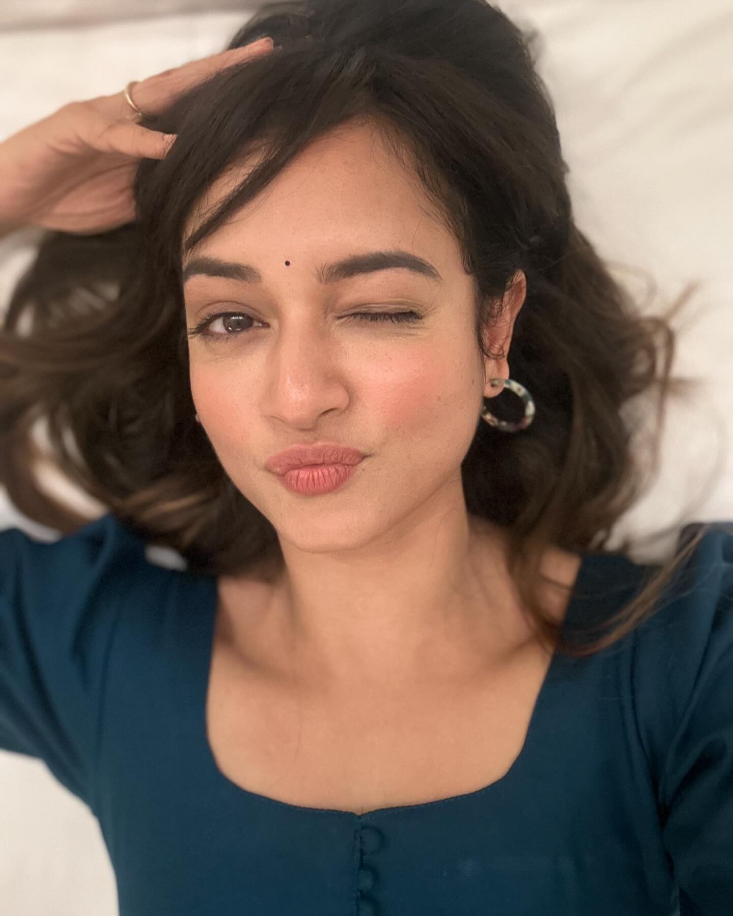 GLWM4-abQAEAT7q?format=jpg&name=large