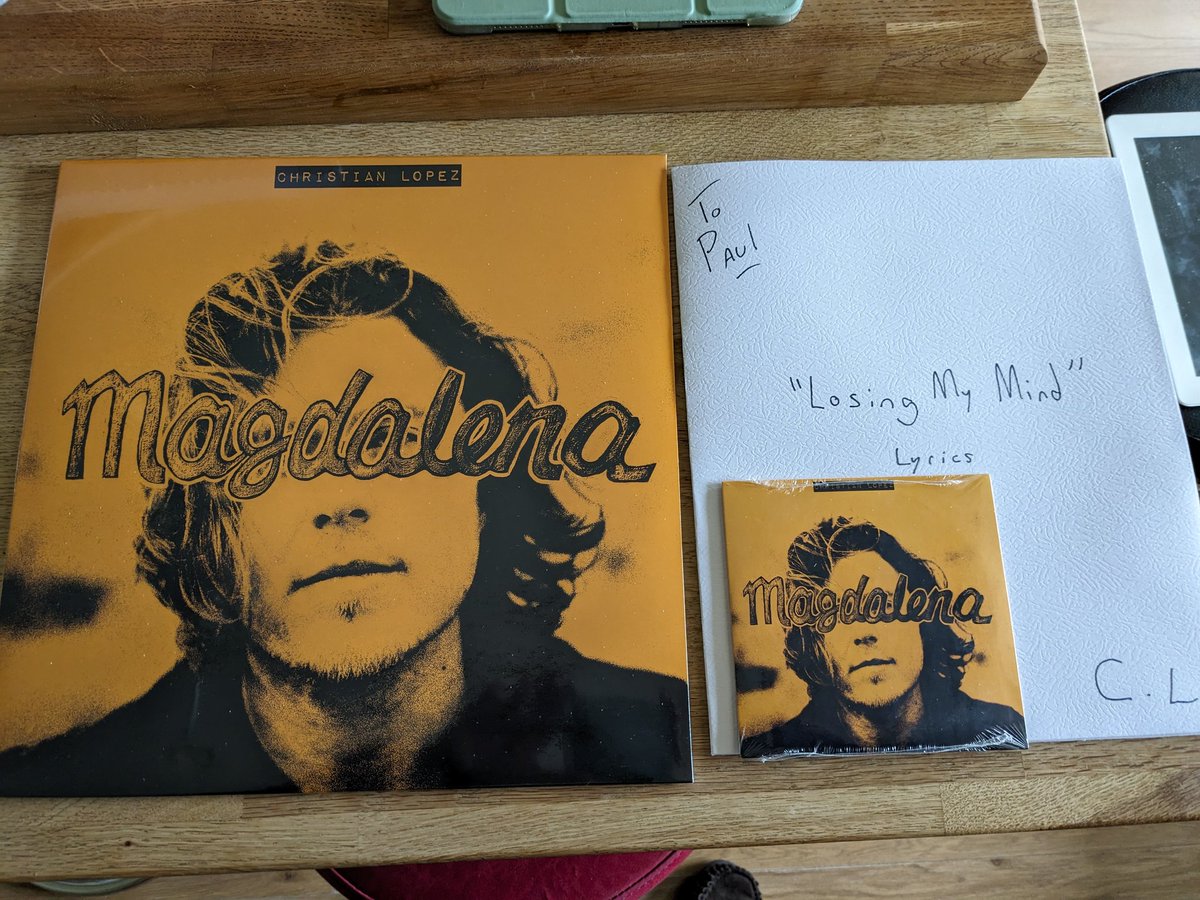 pmuzz180's tweet photo. It's arrived in the UK @Clopezmusic 🎶🎵 https://t.co/mtmYjghCyk
