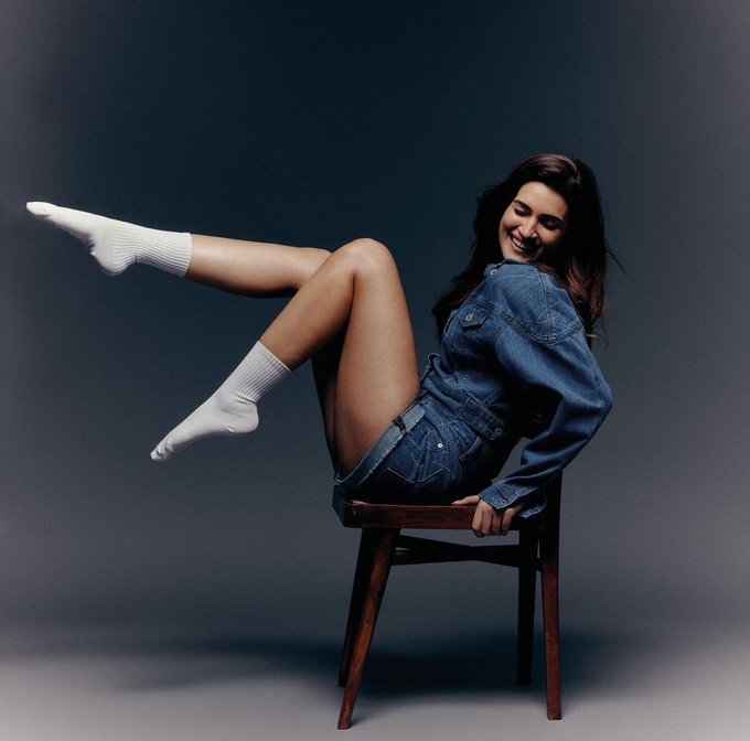 GLWMe95XUAAPc8i?format=jpg&name=small