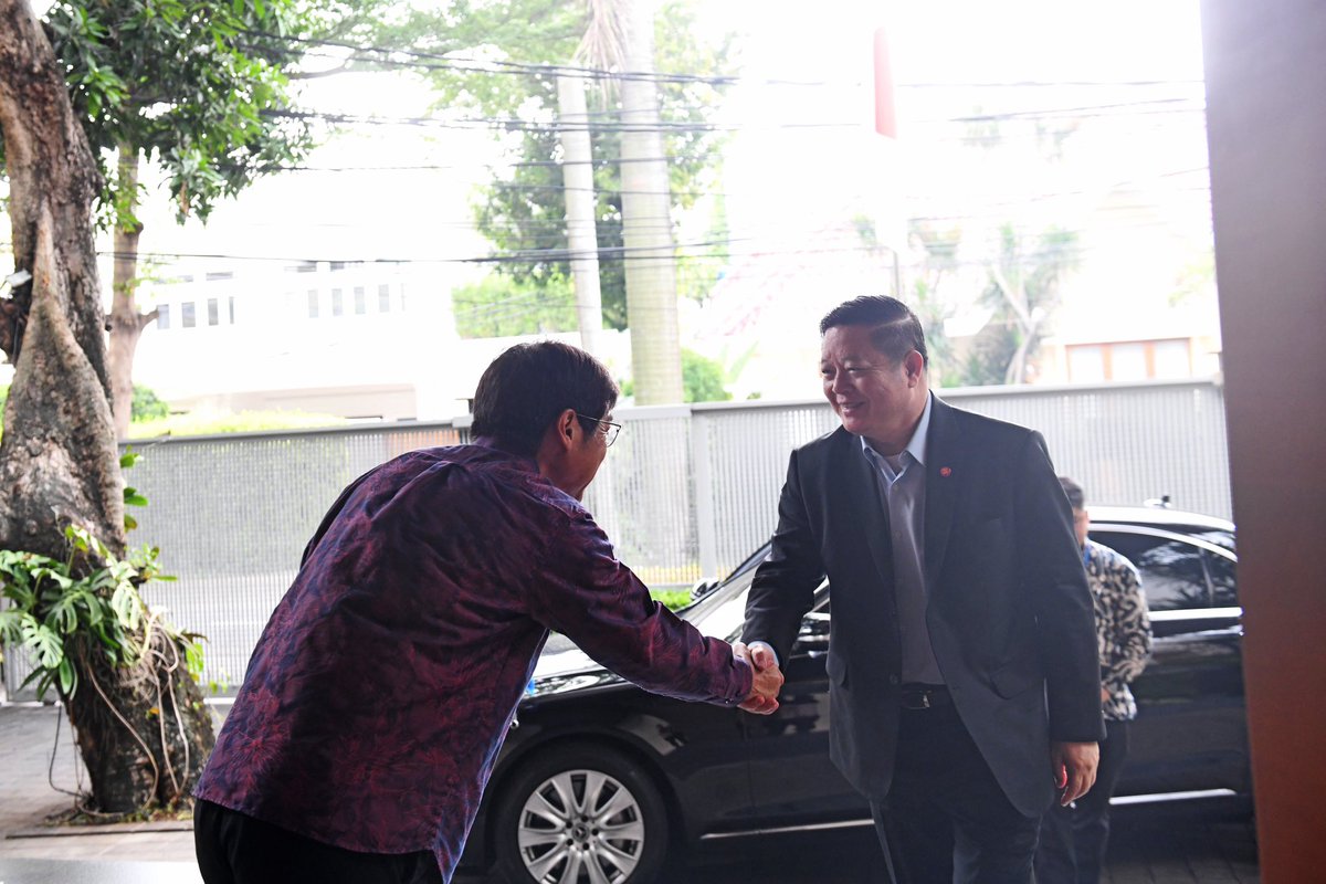 SecGen of ASEAN, Dr Kao Kim Hourn, participated in a luncheon hosted by Ambassador of Japan to ASEAN, Kiya Masahiko, at the Ambassador’s residence.