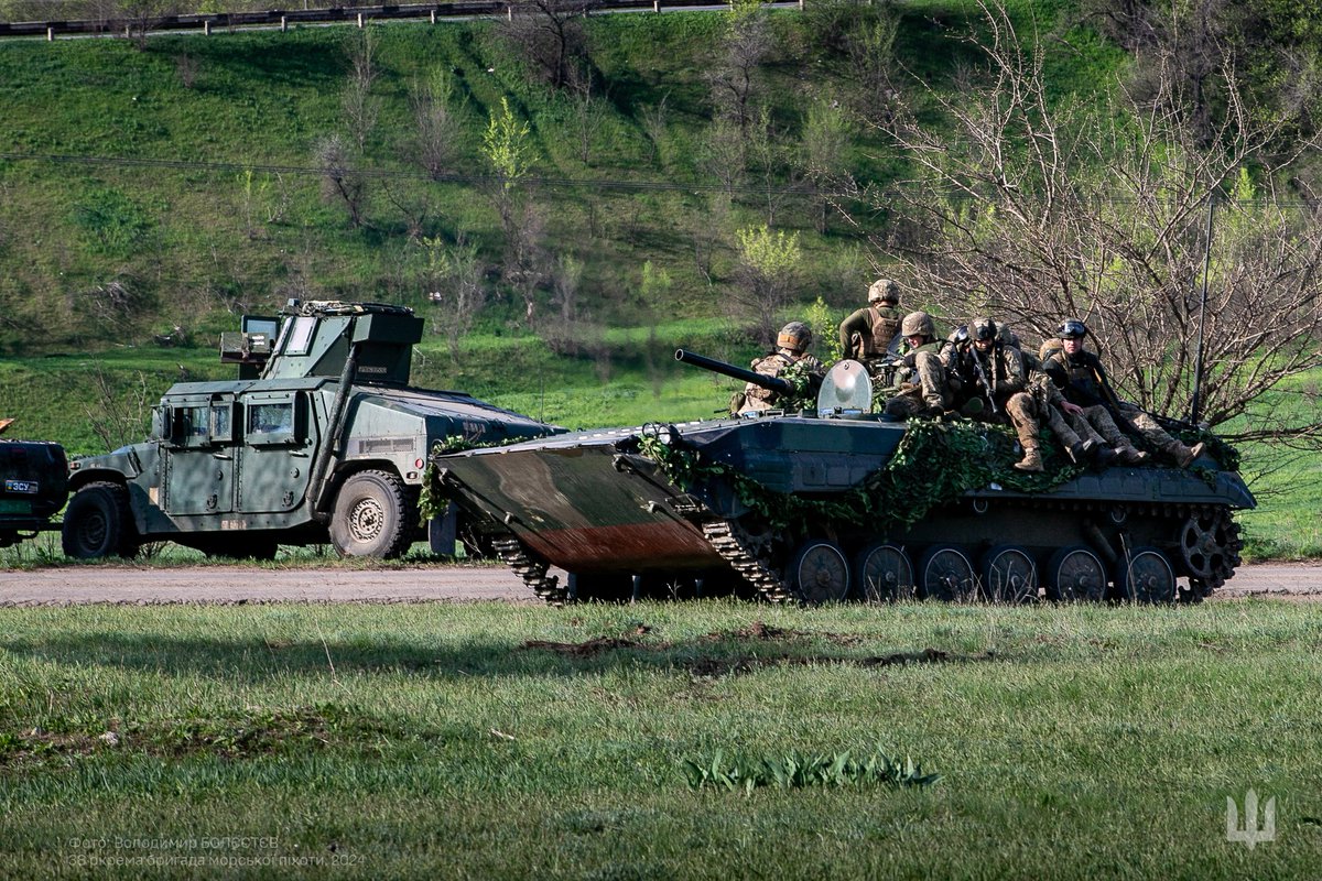 📷 Elements of Ukrainian 38th Marine Brigade preparing for the next deployment and tasks. #UkrainianArmy