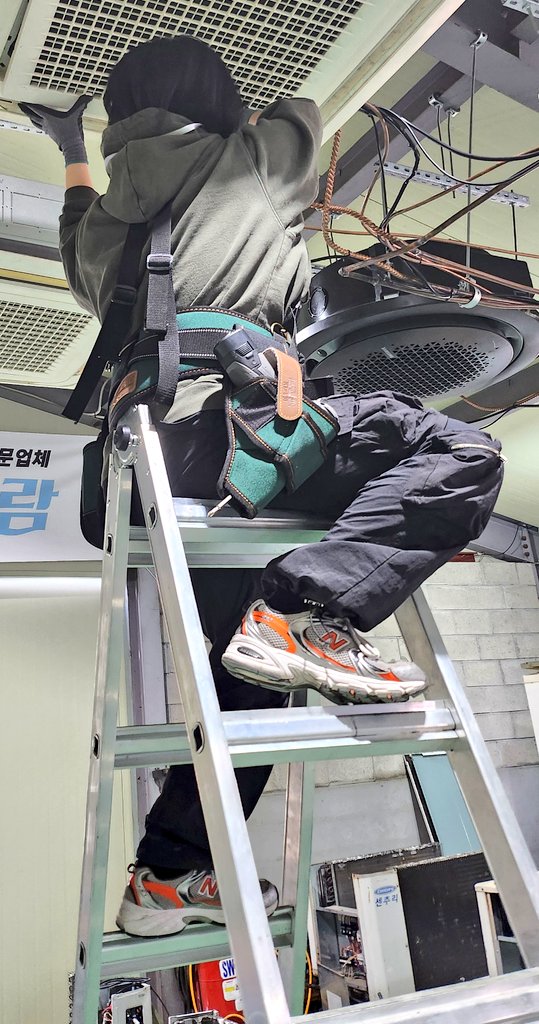 youngcleancare's tweet photo. 관악 동작 구로
에어컨청소 여자기사 여성기사
분해 후 빡빡 닦아드립니다

010-2766-8261 https://t.co/Py5T2VCXHF