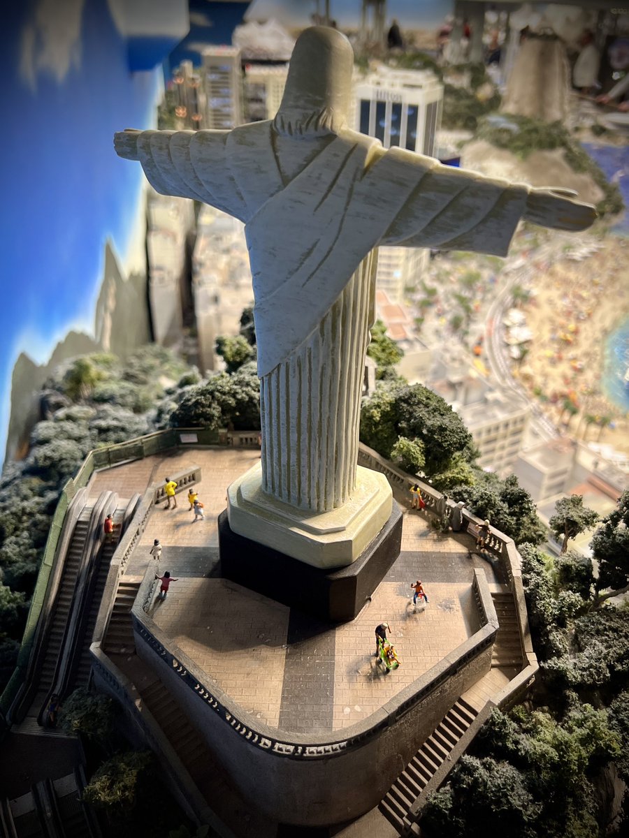 FOPinHamburg's tweet photo. Rio #MiWuLa - Auf Bild 3 das Hilton an der Copacabana, dort haben wir 2023 gewohnt. https://t.co/NwbyJbDVNI