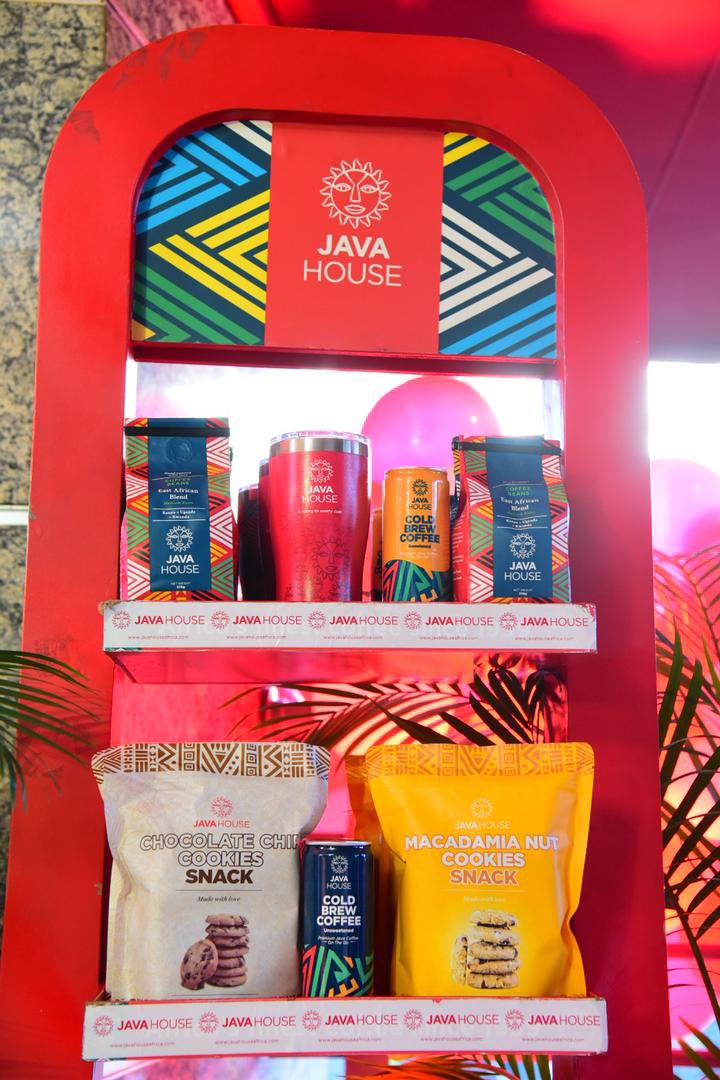 MaamaKampala21's tweet image. Marking a decade of cherished memories, Java House which is a leading casual dining brand in Uganda, is commemorating this significant milestone with its suppliers and partners today at Java House – Acacia Place
#JAVAAt10  #JAVALove