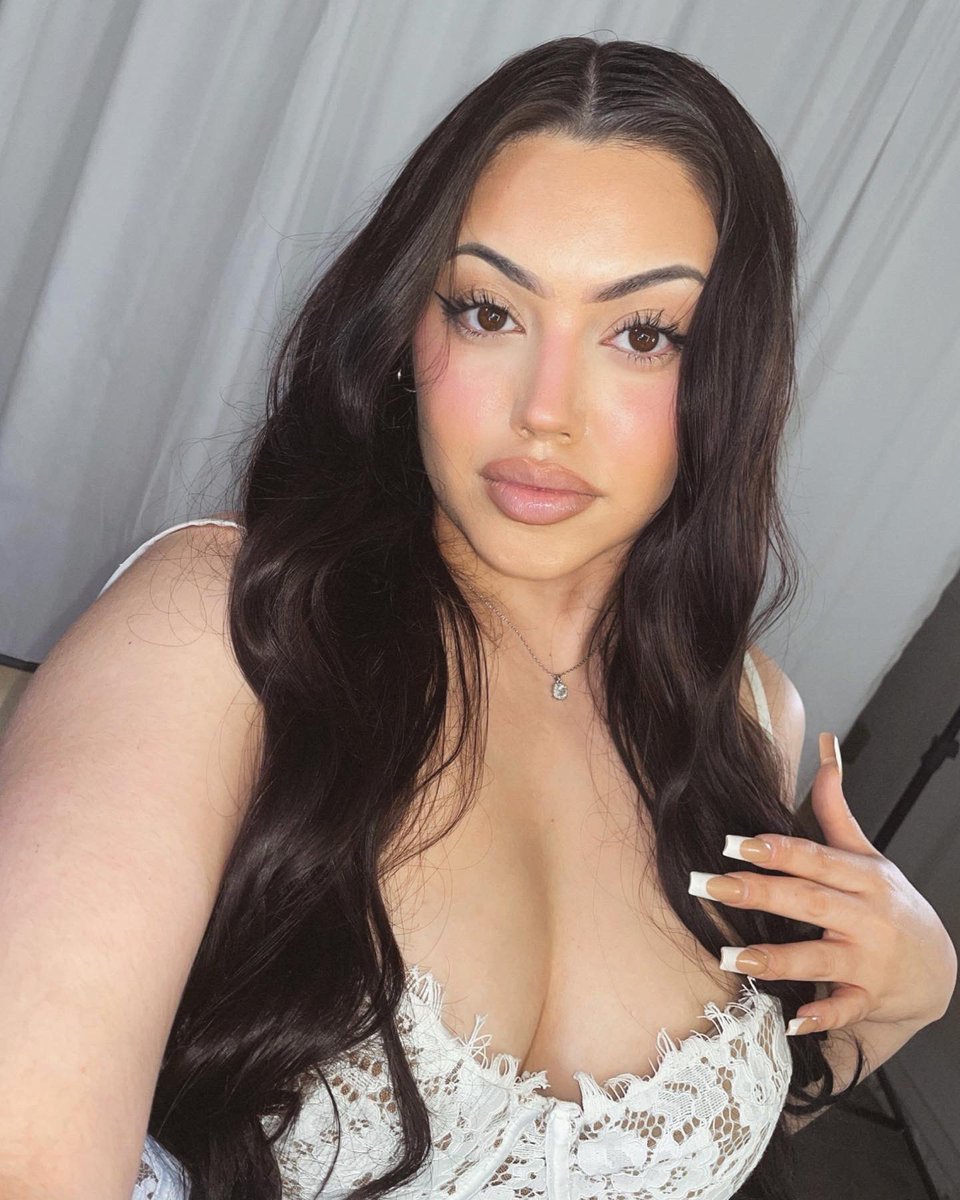 𝓢𝒕𝒂𝒓𝒍𝒂 tweet media