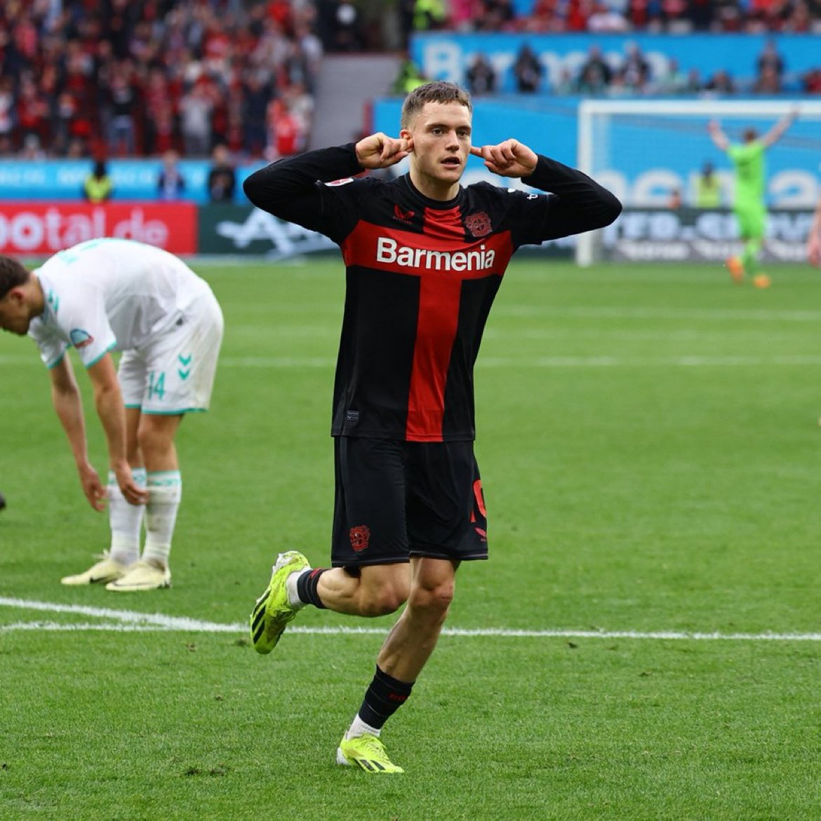 👉Bayer Leverkusen CEO'su Fernando Carro: 'Florian Wirtz, gelecek sezon da bizimle kalacak.' #denemebonusu