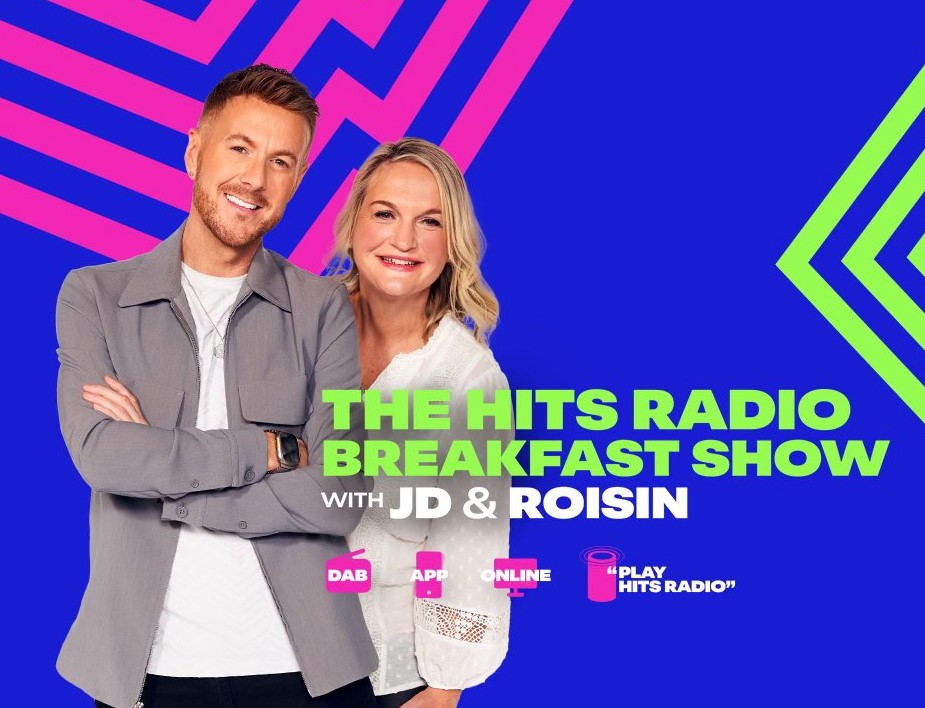 jdandroisin's tweet photo. Wednesday 17th April 2024...
📋JD's got the #HitsRadioRegister. Let us know where you're listening & we'll give you a shout
📣Roisin is heading out across the #WestMidlands to make sure everyone knows about our new name
🤬On #WhingeWednesday Producer Paul is kicking off with Facebook
💷We'll catch up with Maria from #Coventry who won £80,000
🗣️'Play Hits Radio' 📷