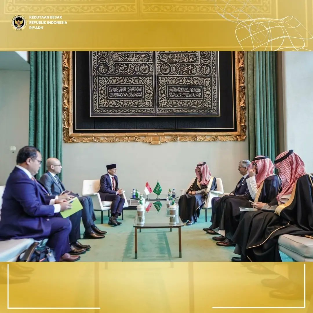 IndonesiaInRYD's tweet photo. From @sandiuno : Dari Markas Besar PBB, Kota New York saya bertemu langsung dengan Menteri Pariwisata Arab Saudi, H.E. Ahmed Al-Khateeb. Kami banyak membahas mengenai penguatan kerjasama dan kolaborasi untuk meningkatkan kunjungan Warga Negara Saudi ke Indonesia. https://t.co/w2In1Jmkph