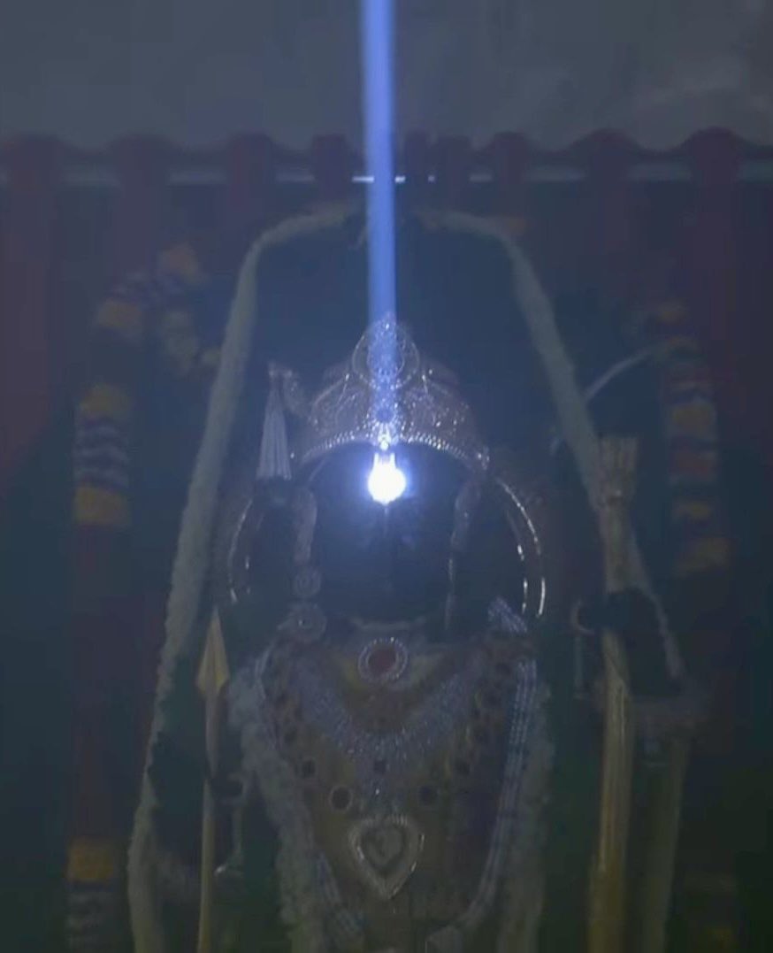 अयोध्या में प्रभु श्री रामलला का सूर्य तिलक

जय सियाराम