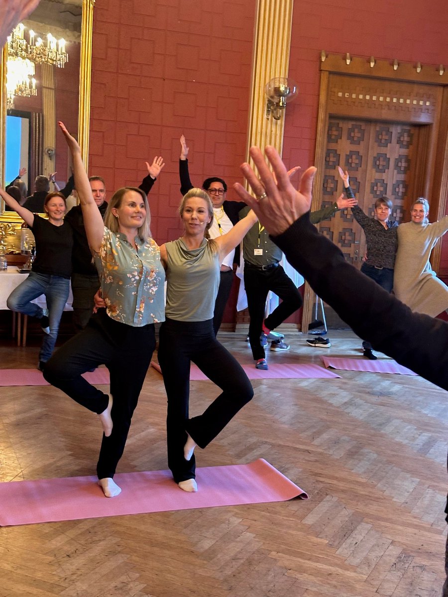 Barnsmärtforskningen vid universitetet visades upp när svenskt barnsmärtsymposium arrangerades i Örebro. Forskare berättade om hur man kan skatta smärta med neurofysiologiska metoder och deltagarna fick en praktisk demonstration med dans och yoga från Just-in-TIME-projektet.