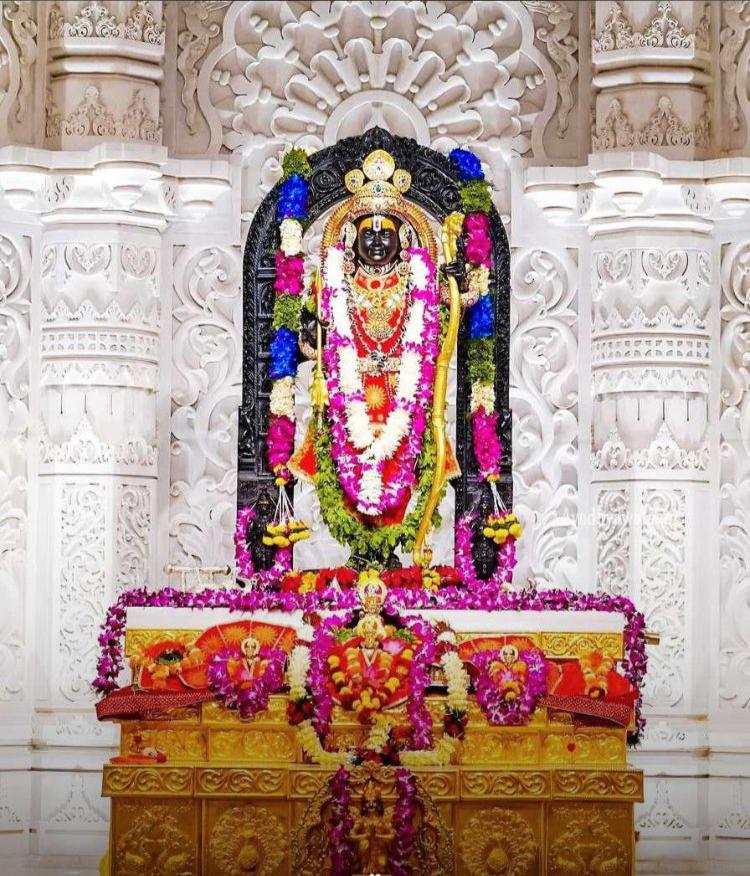 रामनवमी की बहुत शुभकामनाएं.. जय श्री राम 🙂🙏 @RamMandirTrust @RamMandir_Ayodh @JaiShreeRam1439 @jaishree #JaiShreeRam #RamNavami #RamNavami2024
