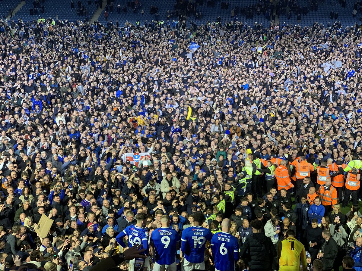 A sea of blue. #Pompey