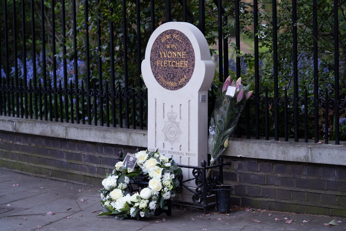 Metropolitan Police tweet media