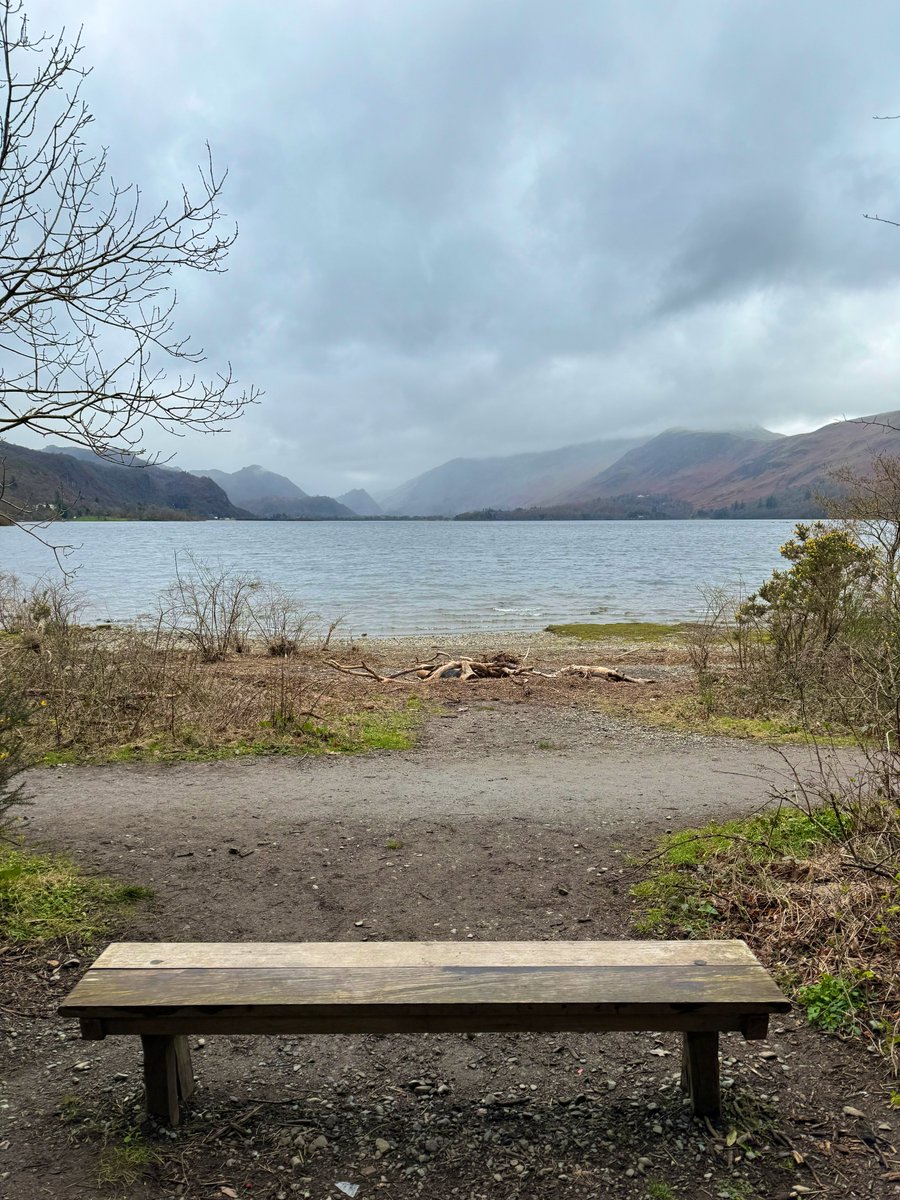 Calfclose Bay. Pretty views in both directions #wallsonwednesday 😍🥾📸