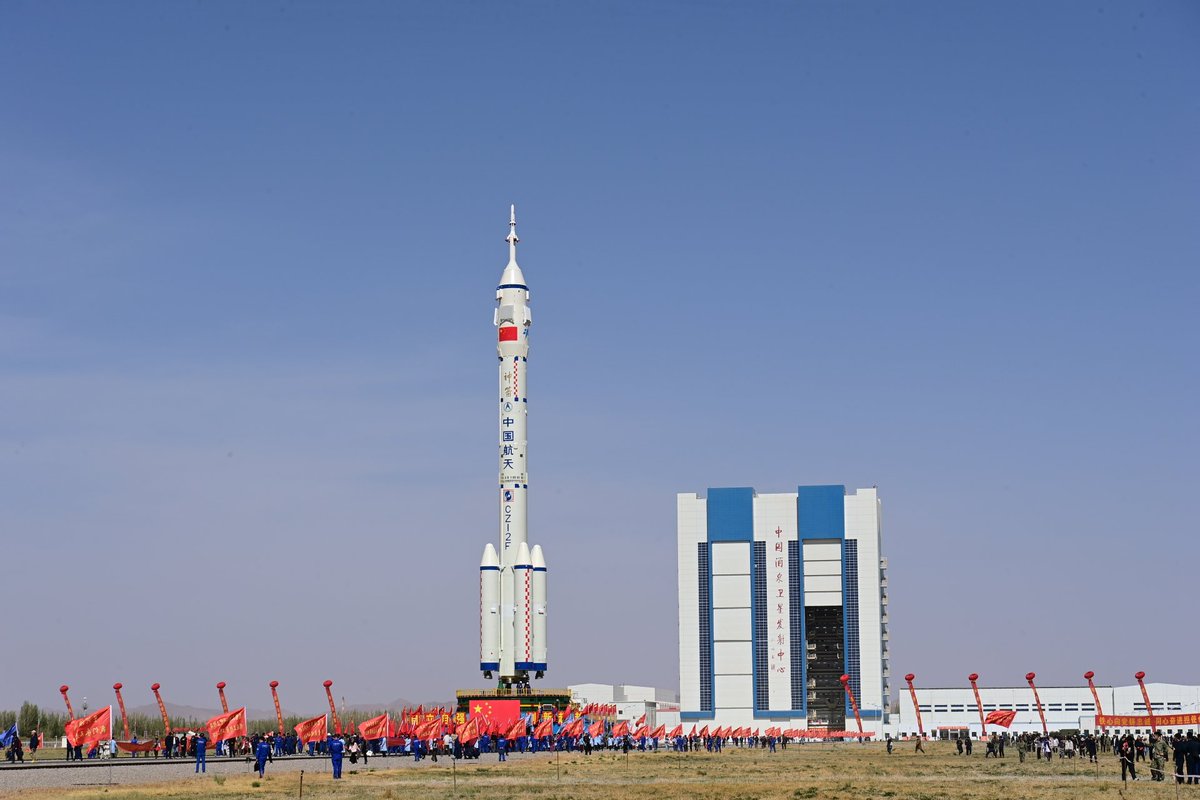 The combination of the #Shenzhou XVIII crewed spaceship and a Long March 2F carrier rocket has been transferred to the launching area, the China Manned Space Agency said on Wednesday. The spaceship will be launched at an appropriate time in the near future, the agency said.…