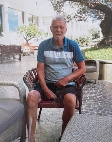 Today marks one year of the passing of our President, Mike Best. We feel sure you will all want to pass on our best wishes to Jean, Paul, Nikki and all the family on this difficult day.
This lovely photo hangs in our tea room, gone but never forgotten.