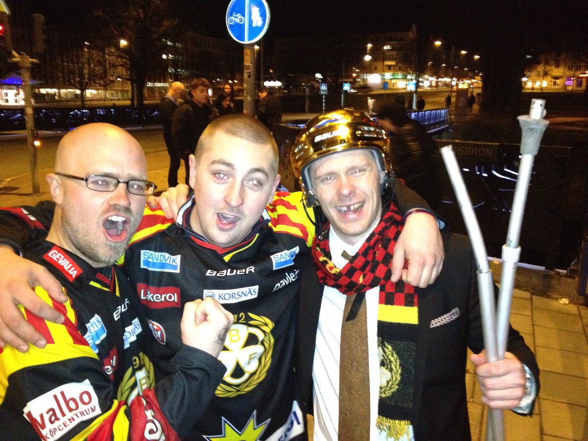 Tobias™ tweet media