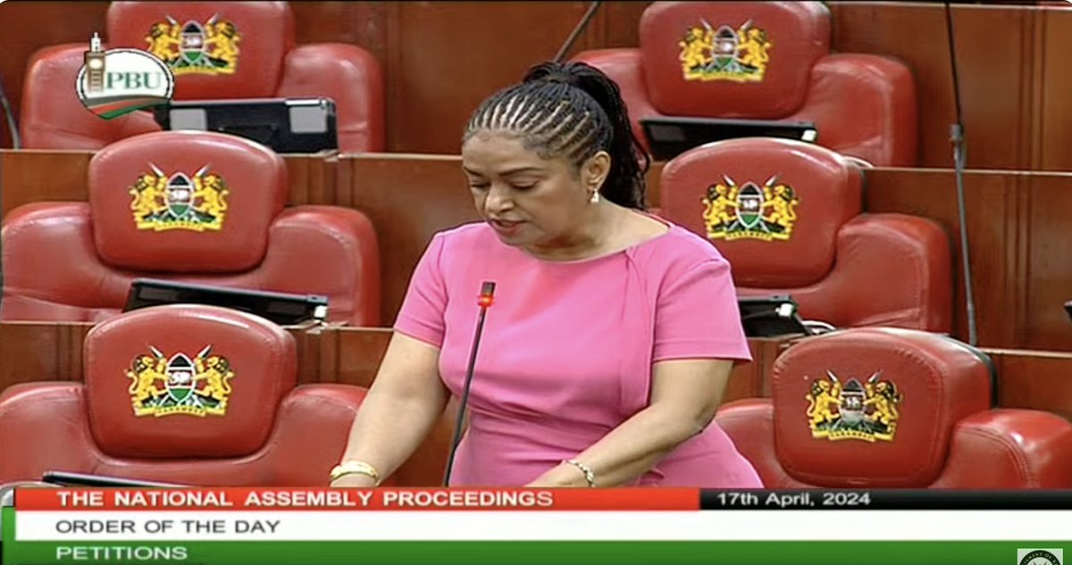 Hon. @EstherPassaris tables a petition regarding amendment of the Penal Code to provide for the offence of sextortion. #BungeLiveNA
