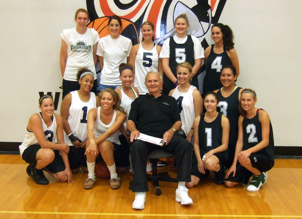 VC Womens Basketball tweet media