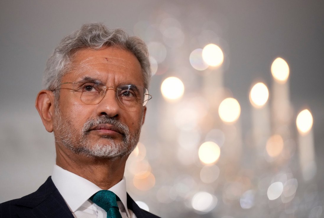 singh_akshat_7's tweet image. A strong statement by EAM S. Jaishankar on terrorism 
          "Answer to terrorists Cannot have any rules"

The terrorists don't play by the rules so our responses can't also be by the rules.#strongstatement #SJaishankar