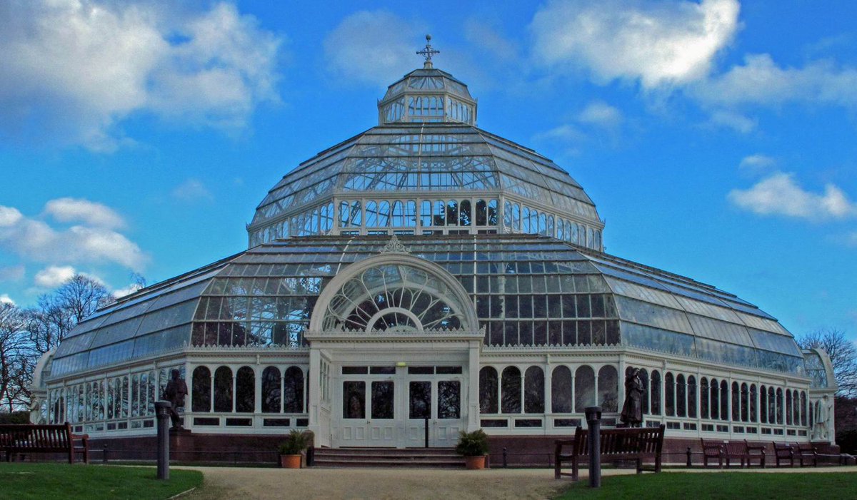 @BooksTeaFilms Thinks #windowsonWednesday ? Does Sefton Park Palm House Liverpool qualify, Doc?  🤔 @militaryhistori @Tigga594 @Jimmyocx3 @LiverpoolVista