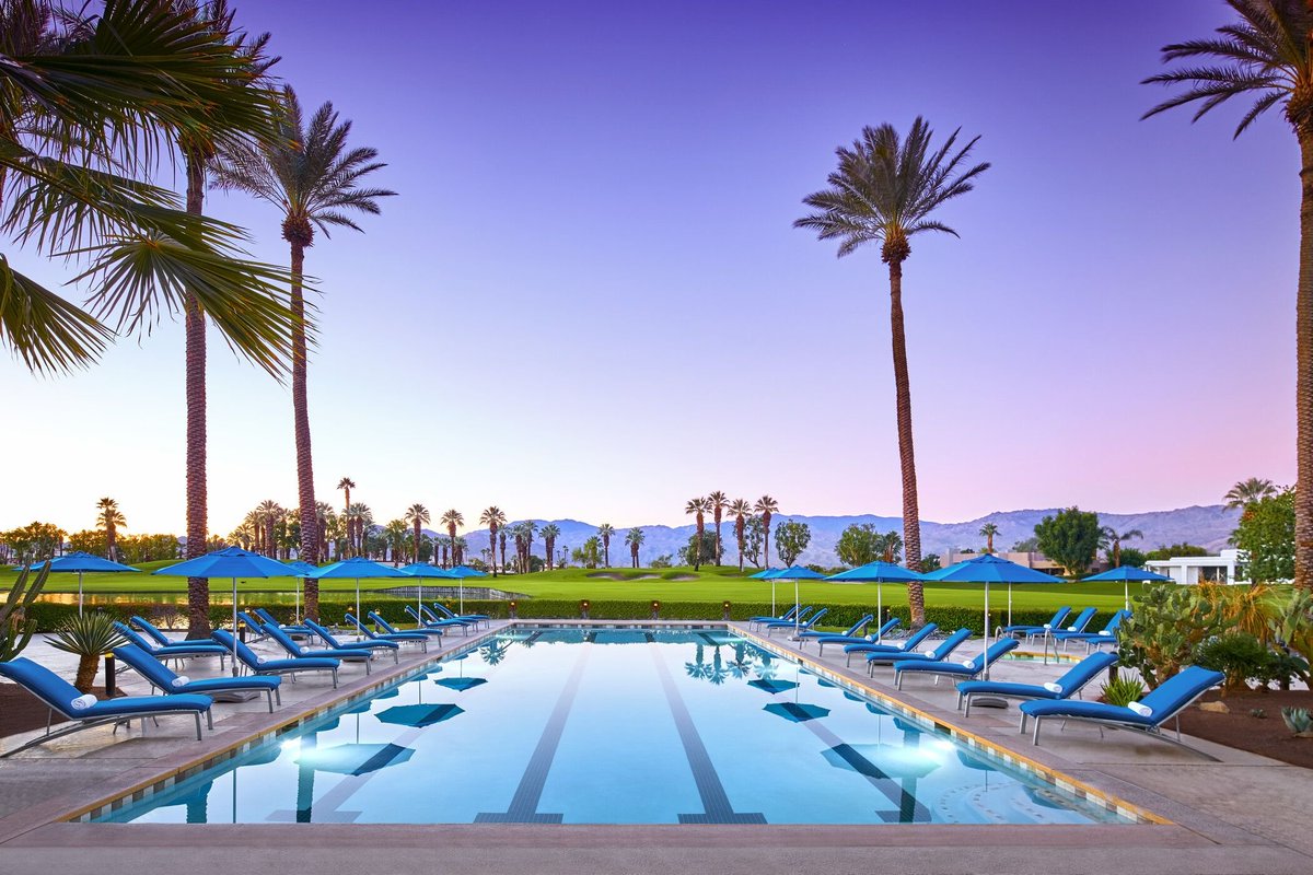 The 9 Best Hotels in Palm Springs of 2024

#palmsprings #palmdesert #coachellavalley #california #coachella #palmspringslife #laquinta #ranchomirage 

leisurevacays.com/destinations/t…