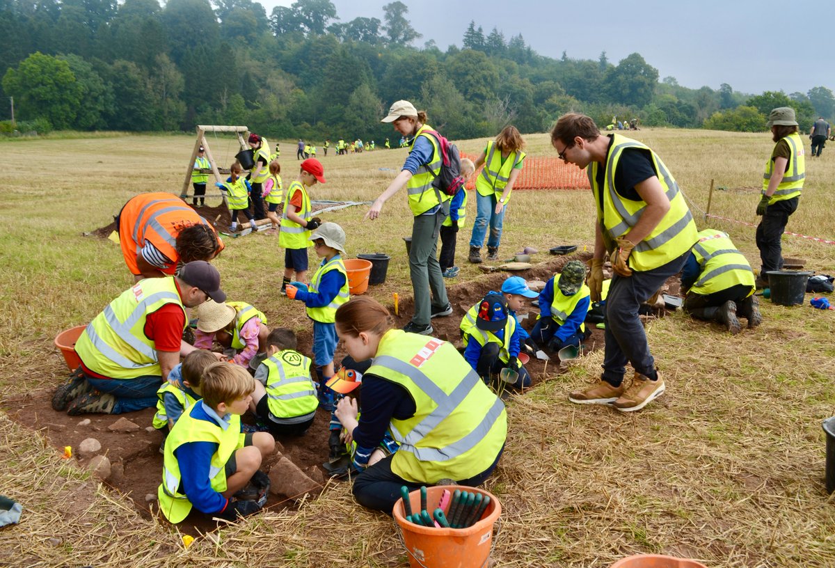📢We are hiring!📢 ➡️Learning Assistant to join our @ArchScot learning team, delivering exciting archaeological learning activities like this👇📸 ➡️Programme Development Support Officer ➡️CVARF Engagement Officer ➡️Communications & Marketing Officer Info👇 archaeologyscotland.org.uk/about-us/work-…