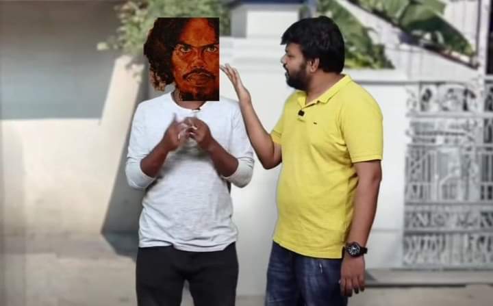 ஜாலியா படம் பாத்த தமிழ் சமூகத்த....

ஹீரோ என்ன சாதி, வில்லன் என்ன சாதி னு கேக்கவச்சிட்டியேடா பேப்பயலே...😀