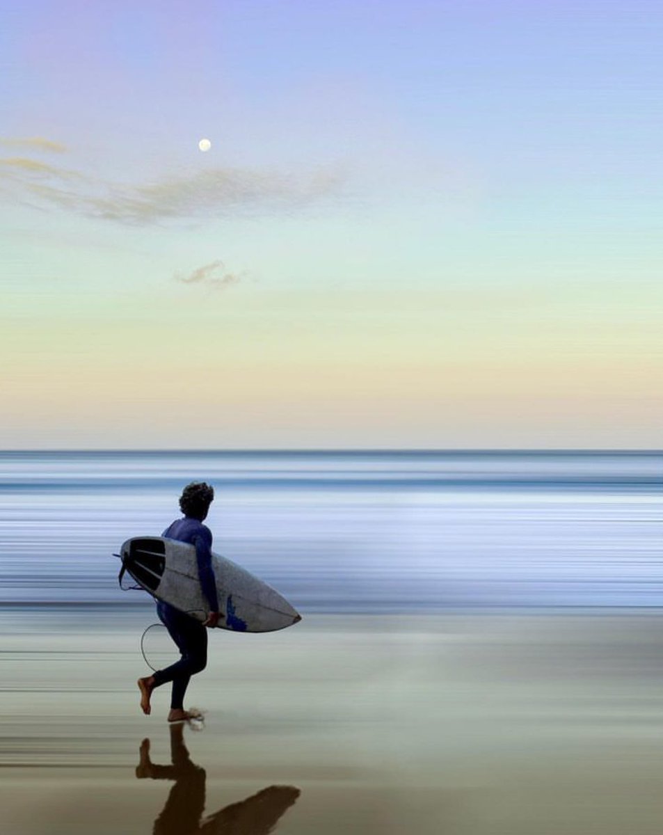 Moon child ..
Freshwater Beach, Sydney ..
New South Wales, Australia ..