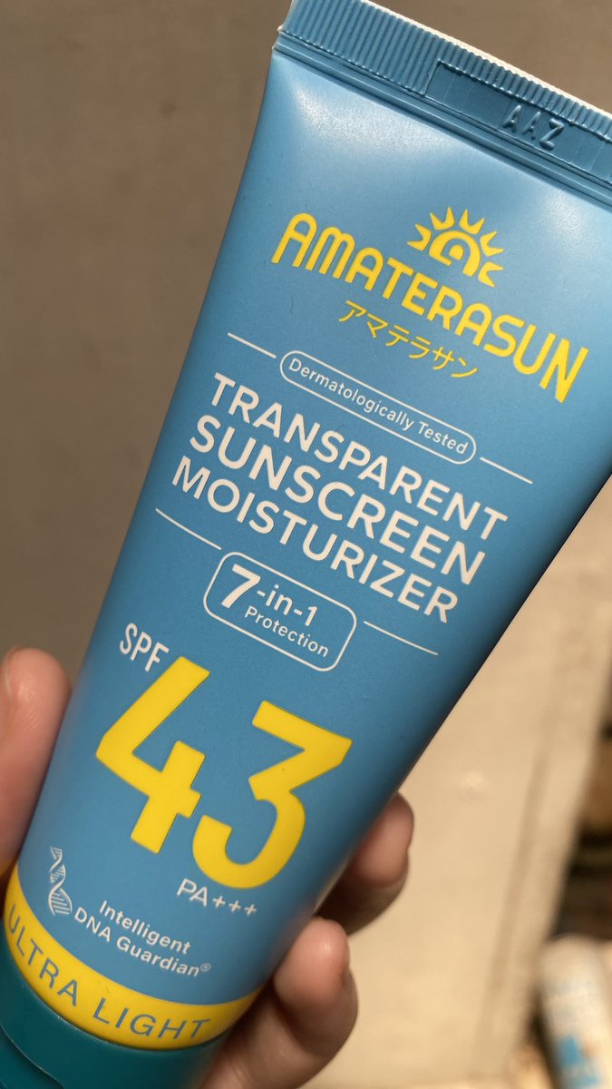 diraadevv's tweet photo. - HONEST REVIEW -
Amaterasun  Transparent Sunscreen!☀️

sunscreen yang sering bgt diomongin dimana-mana, gara2 warnanya bening kayak gel! awalnya juga skeptis tapi setelah beli kaget juga, ternyata dia gak kayak gel biasa gitu https://t.co/zMBMZ90seW