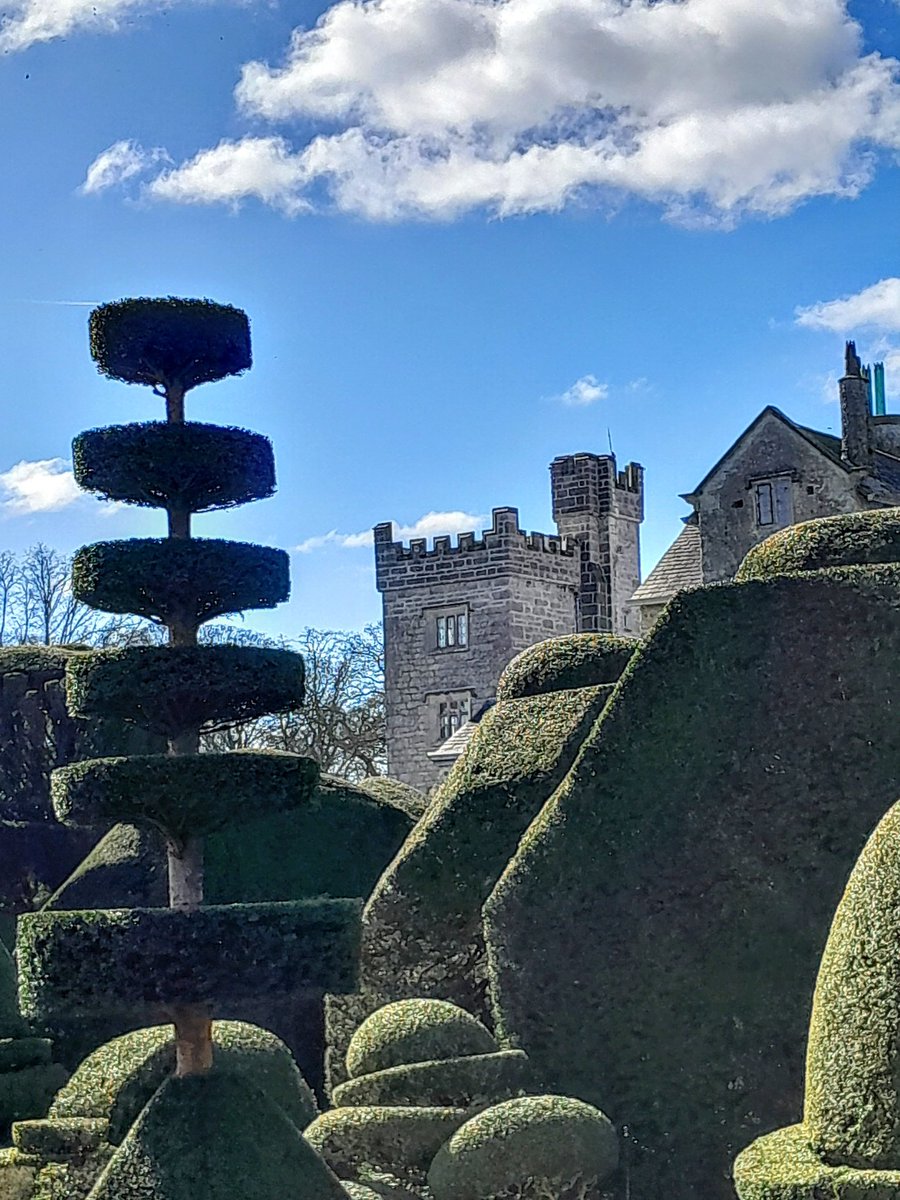 Daily Quiz Answer 

Levens Hall 

Not only amazing topiary, but also a superb cafe.